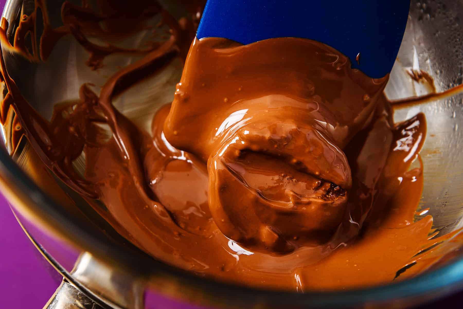 Turning in melted chocolate