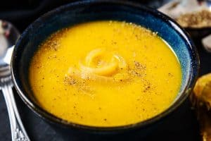 Close up of a bowl of Vegan Onion & Tarragon Soup