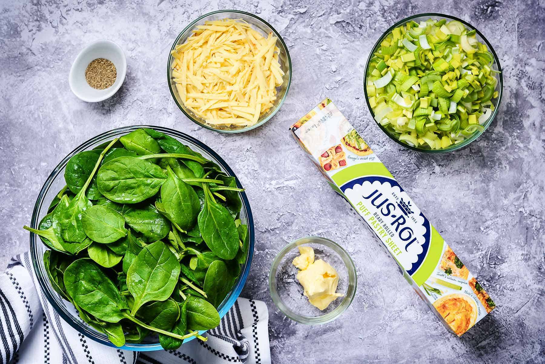 Ingredients for spinach swirls