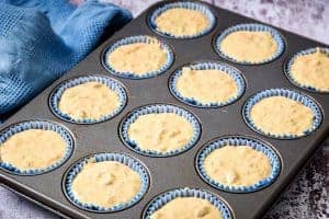 12 filled cup-cake cases