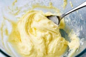 Icing mixture in a bowl