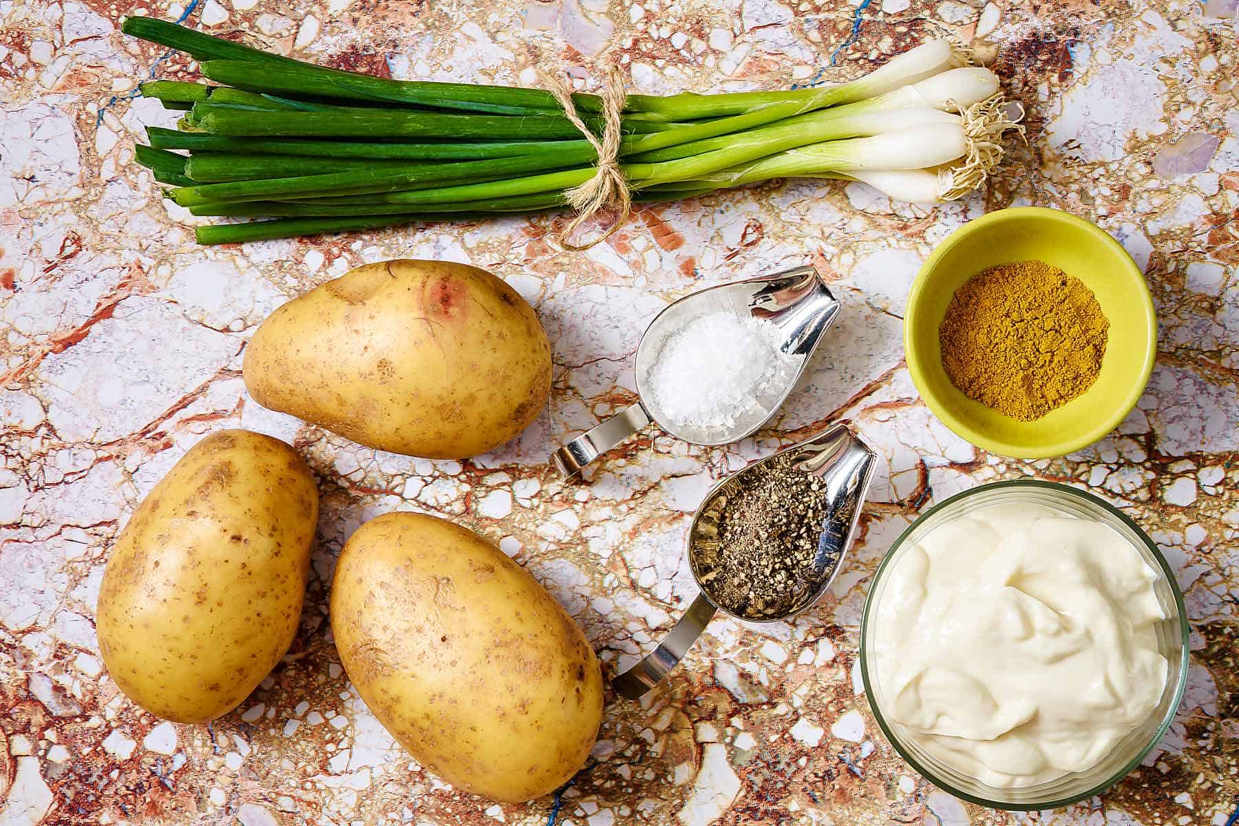 Ingredients for potatoes indienne